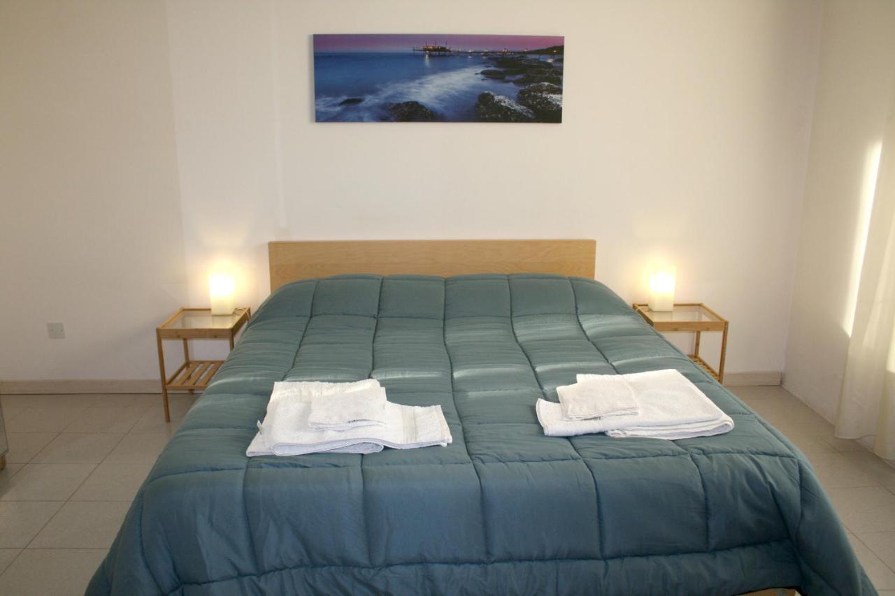 2 Bedrooms Appartement At Pescara 300 M Away From The Beach With Balcony And Wifi Eksteriør bilde
