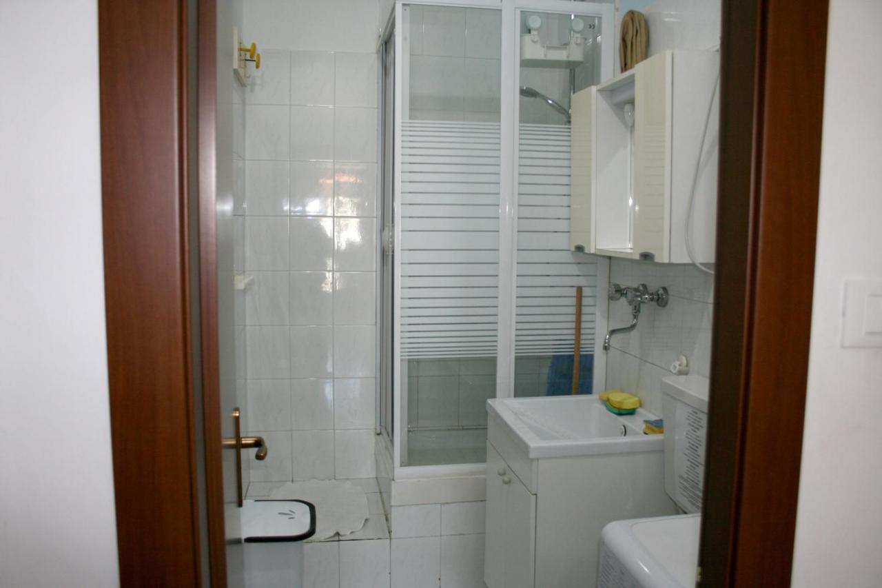 2 Bedrooms Appartement At Pescara 300 M Away From The Beach With Balcony And Wifi Eksteriør bilde