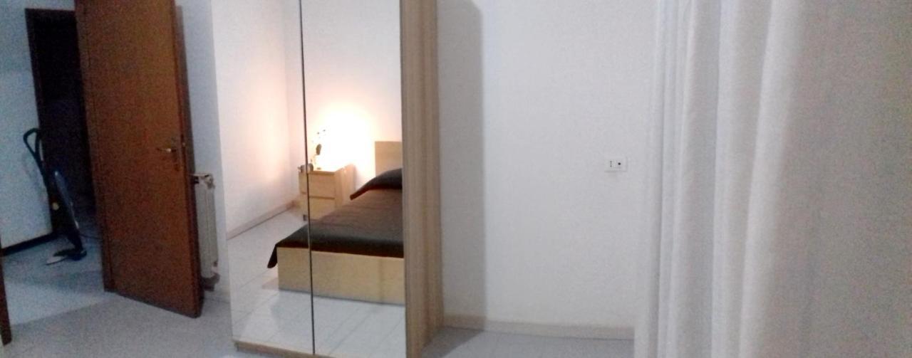 2 Bedrooms Appartement At Pescara 300 M Away From The Beach With Balcony And Wifi Eksteriør bilde