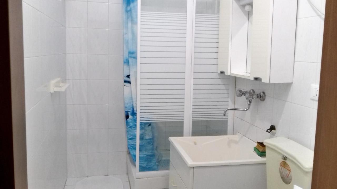 2 Bedrooms Appartement At Pescara 300 M Away From The Beach With Balcony And Wifi Eksteriør bilde