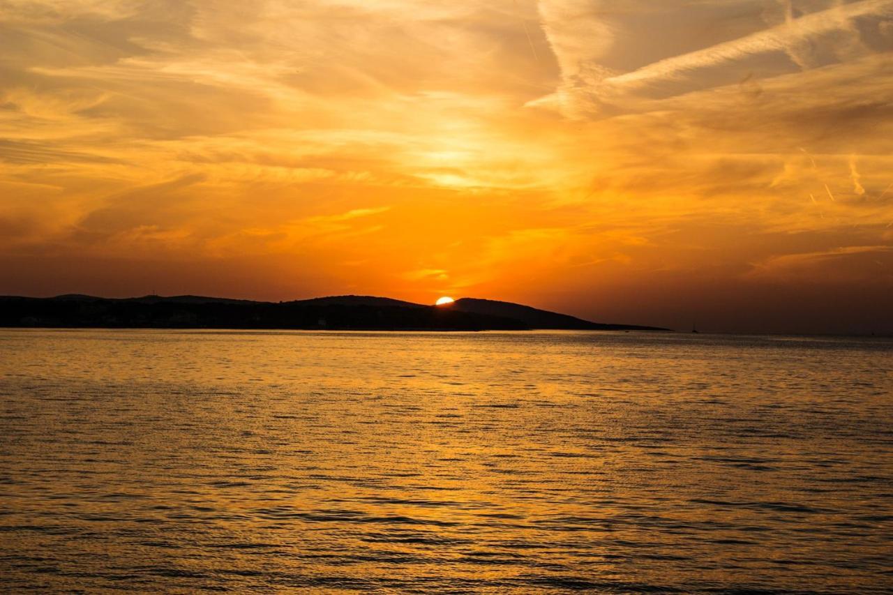 2 Bedrooms Appartement At Pescara 300 M Away From The Beach With Balcony And Wifi Eksteriør bilde