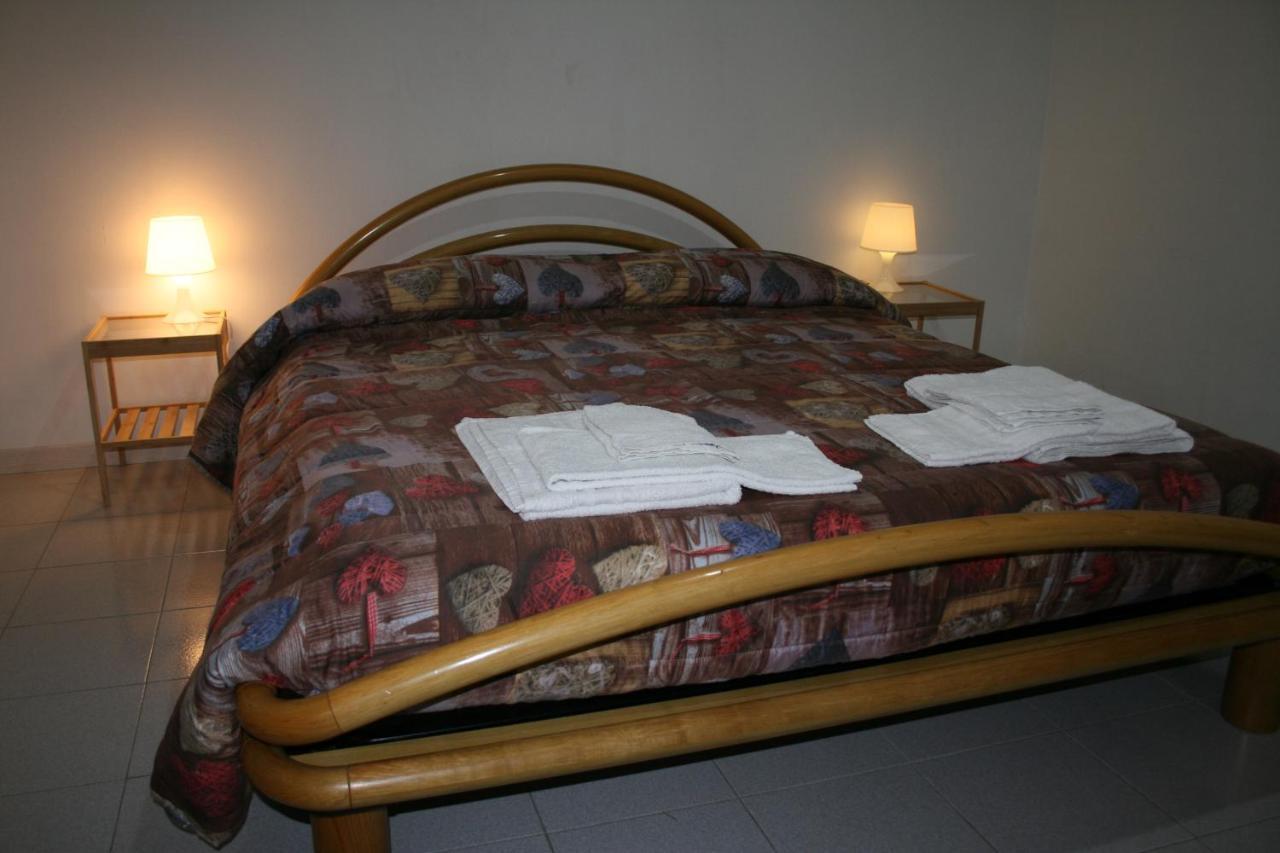 2 Bedrooms Appartement At Pescara 300 M Away From The Beach With Balcony And Wifi Eksteriør bilde